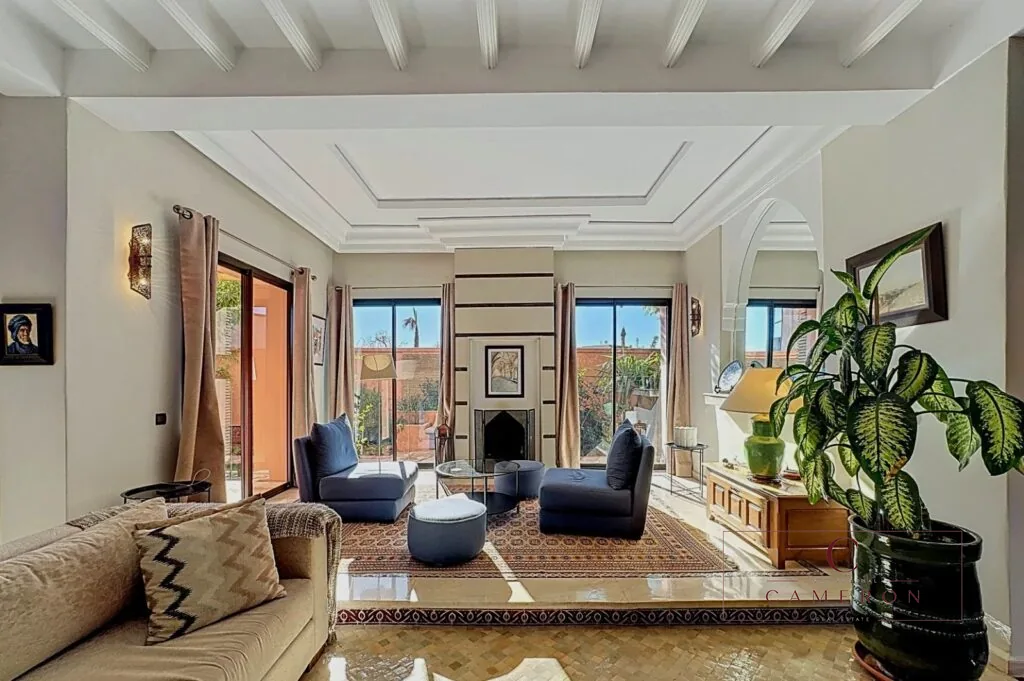 Renovated villa in a secure residential complex near Amelkis