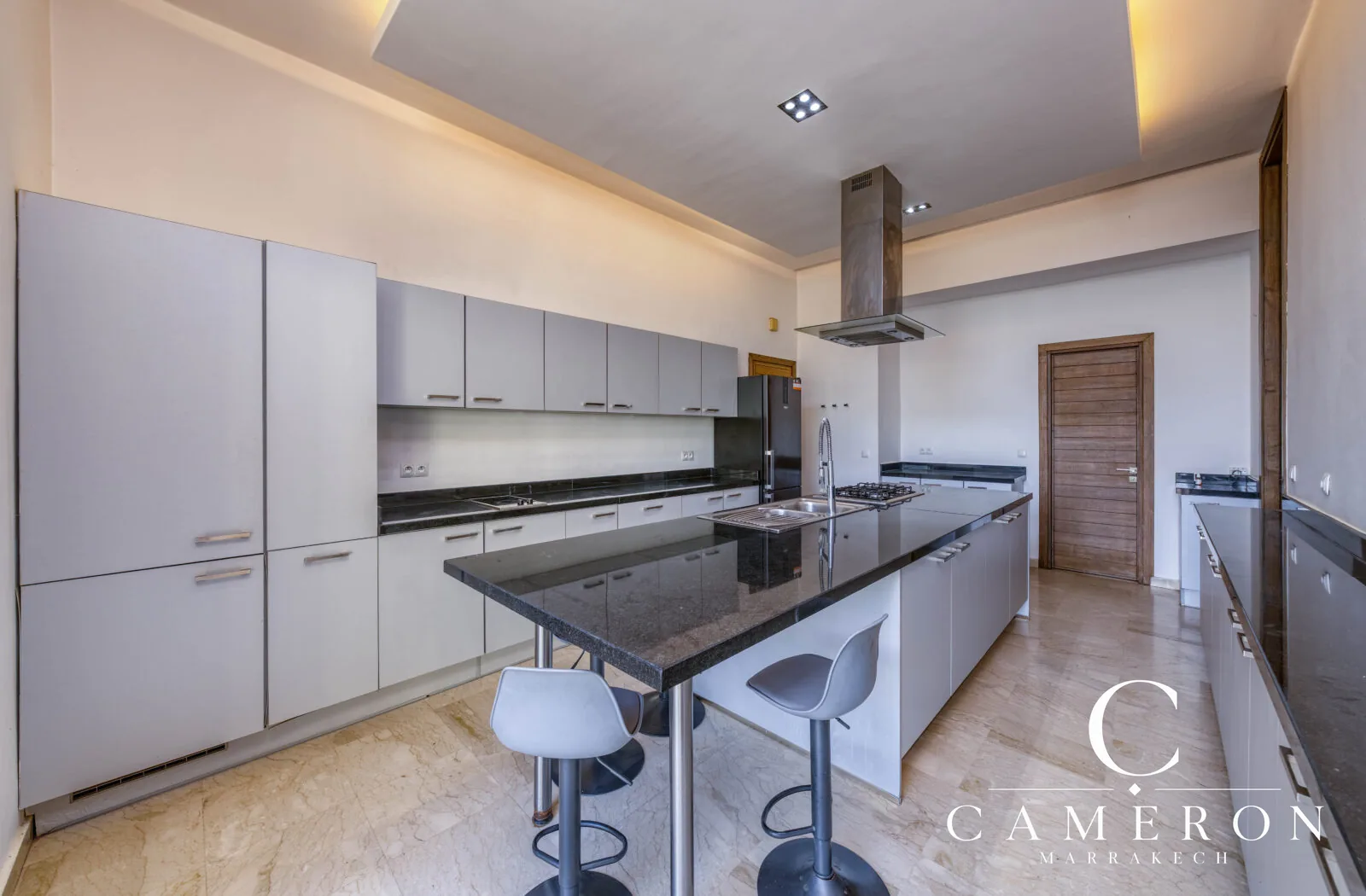 Single-storey villa on the front line of the golf course at Al Maaden