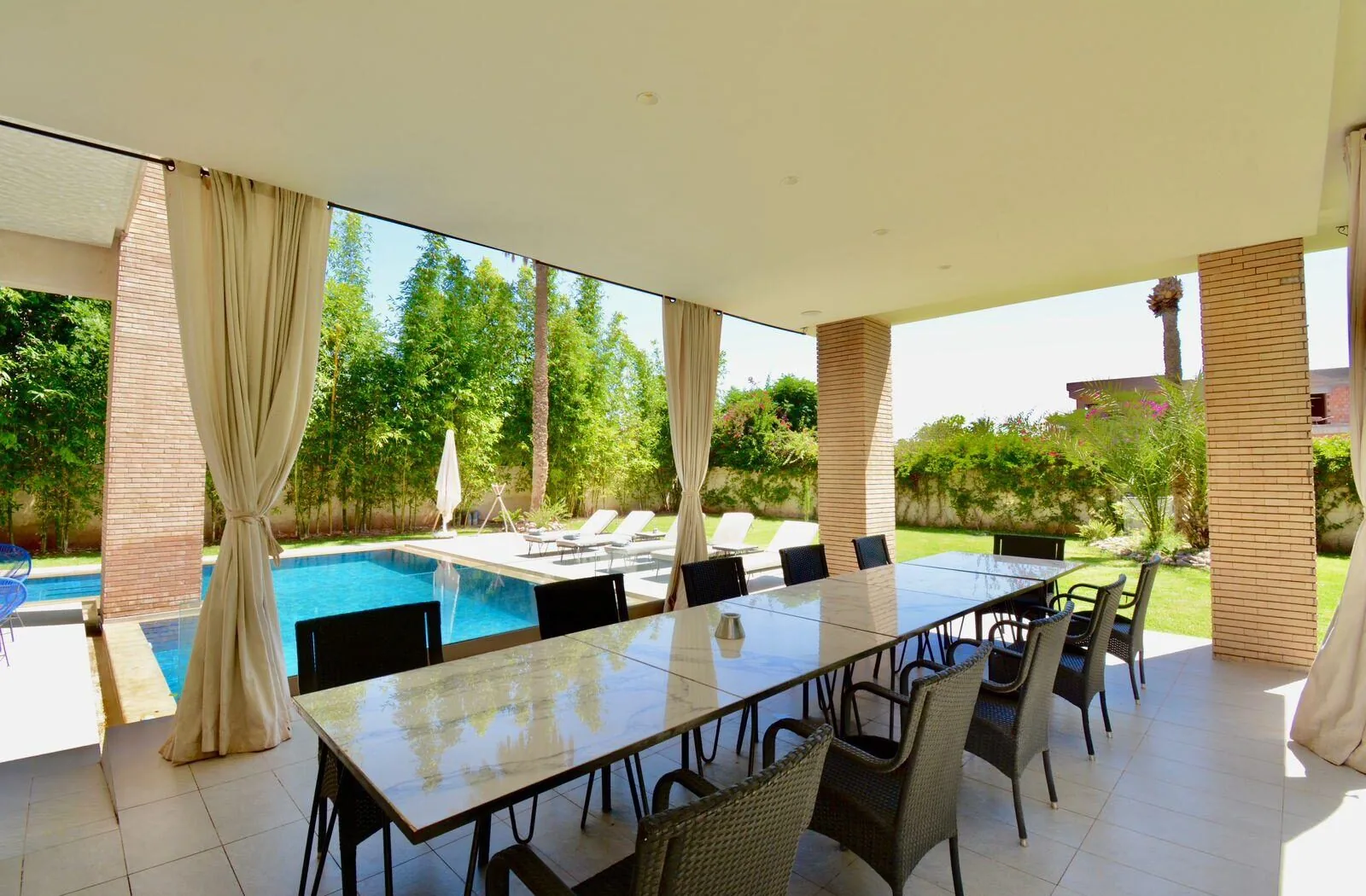 Luxury contemporary villa for sale in Marrakech
