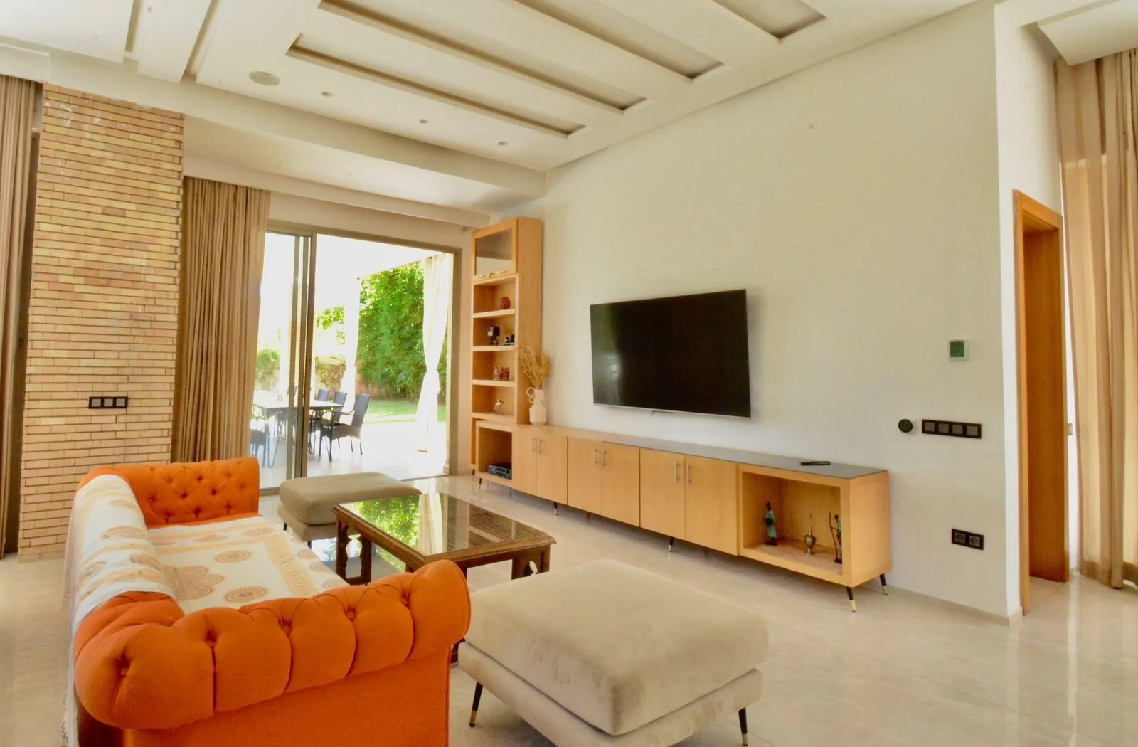 Luxury contemporary villa for sale in Marrakech