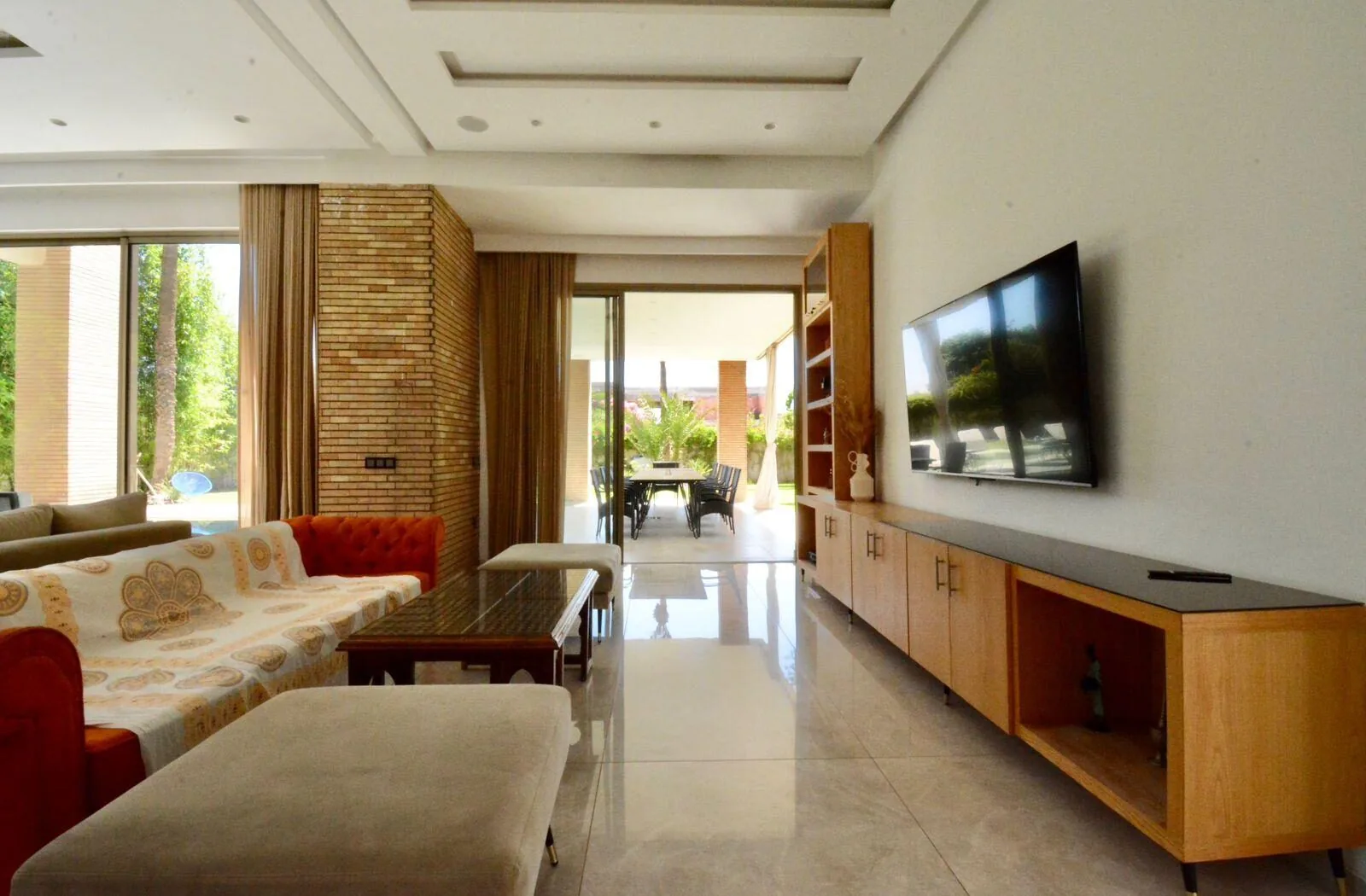 Luxury contemporary villa for sale in Marrakech