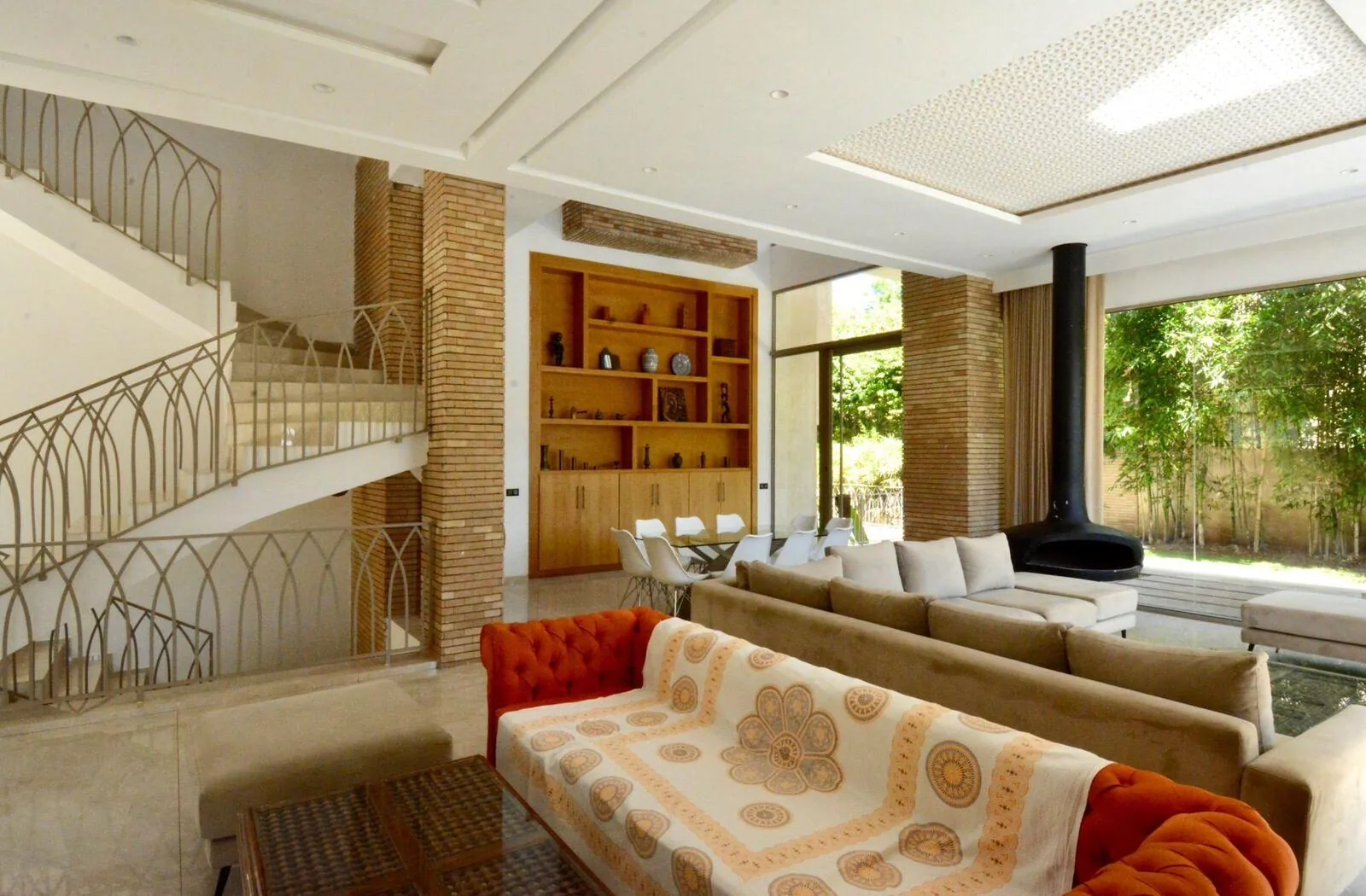 Luxury contemporary villa for sale in Marrakech