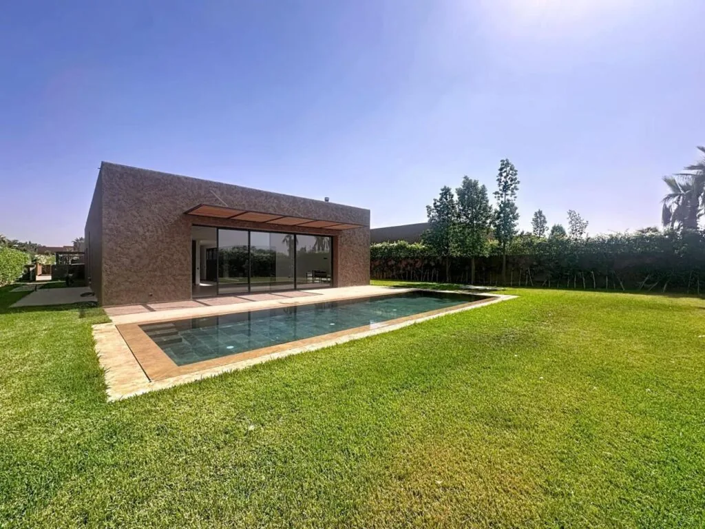 Contemporary single-storey villa with private swimming pool – Route de l’Ourika