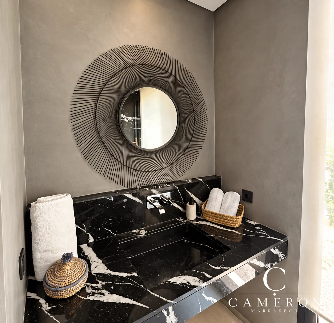 An exceptional villa set on 2,500 m² – Route de l’Ourika, Marrakech.