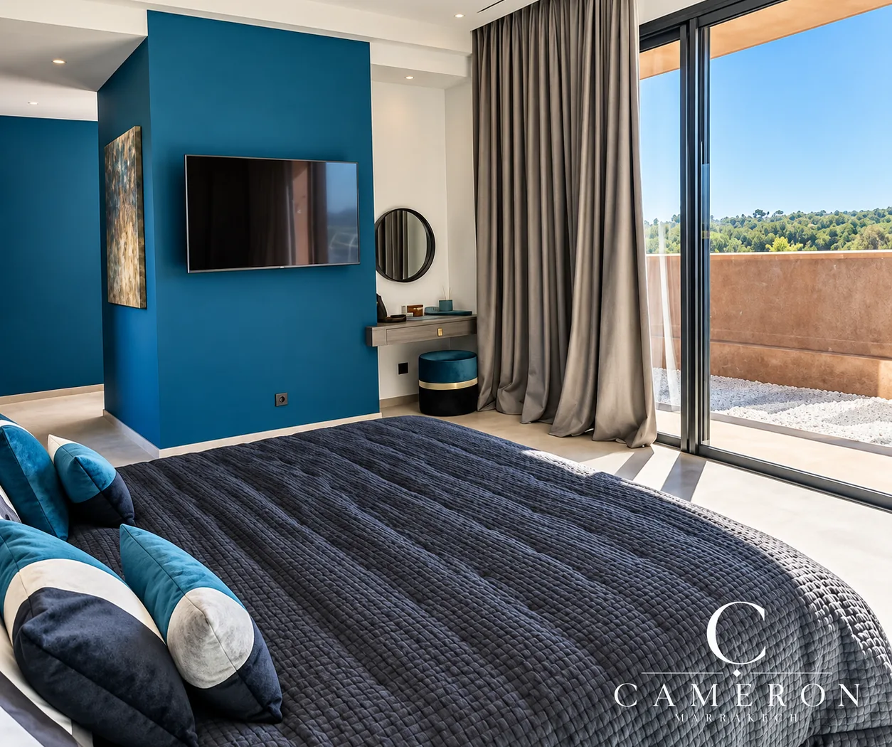 An exceptional villa set on 2,500 m² – Route de l’Ourika, Marrakech.