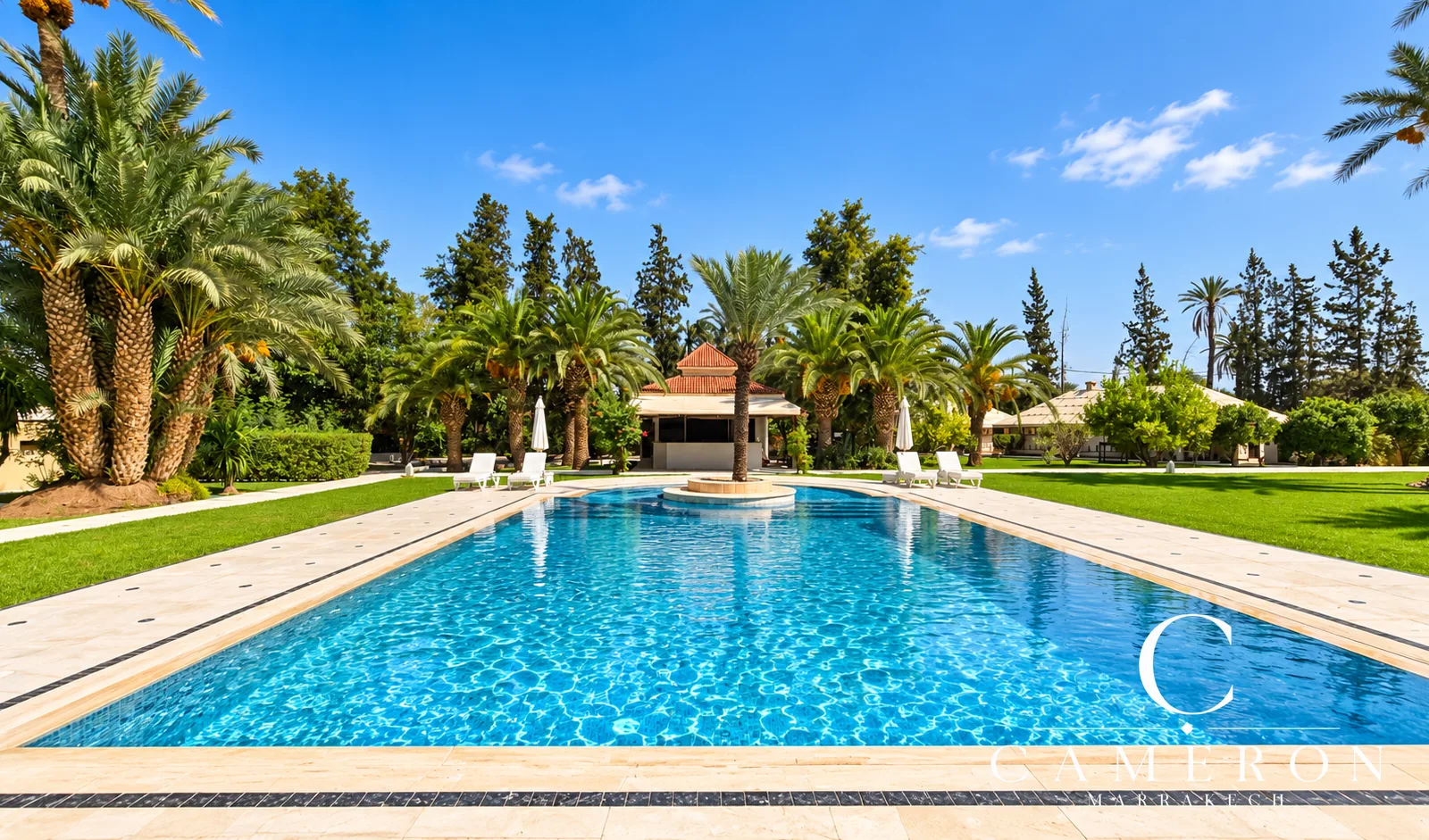 Historic, licensed palace – Palmeraie’s ‘Golden Triangle’, Marrakech