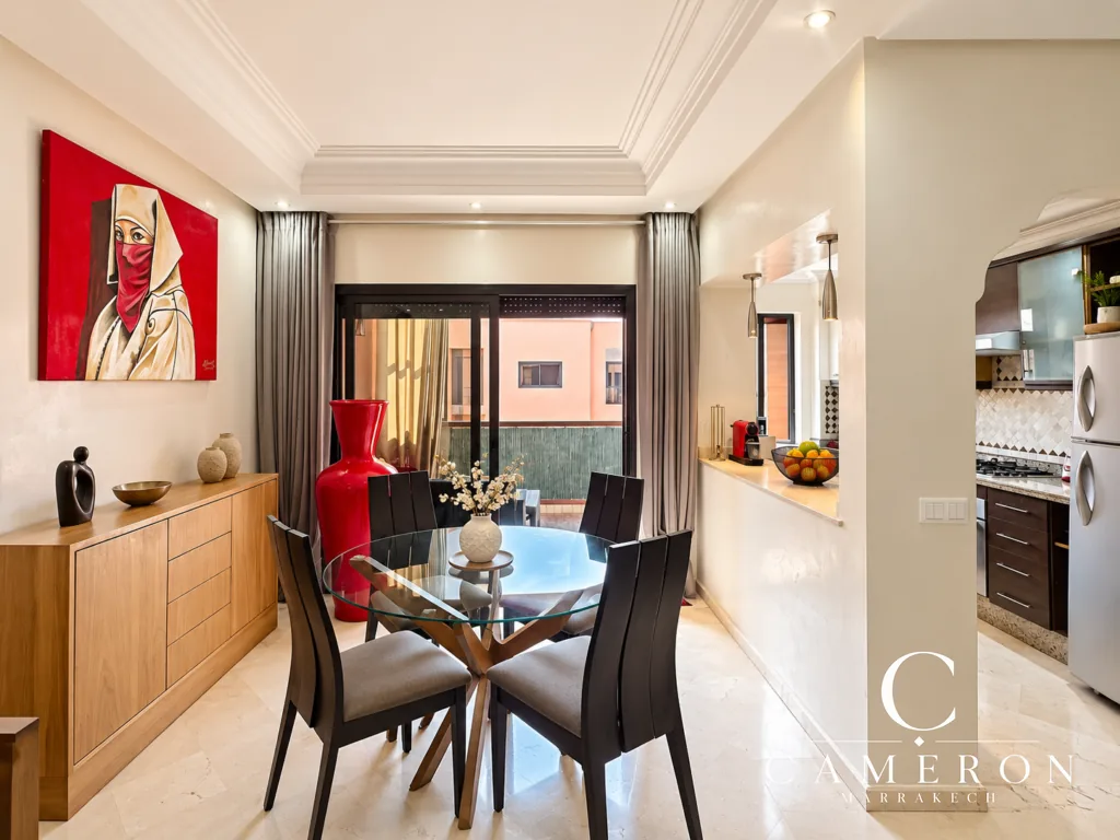 Appartement 2 chambres, 5e étage avec terrasse et piscine sur le toit - Hypercentre Guéliz, Marrakech