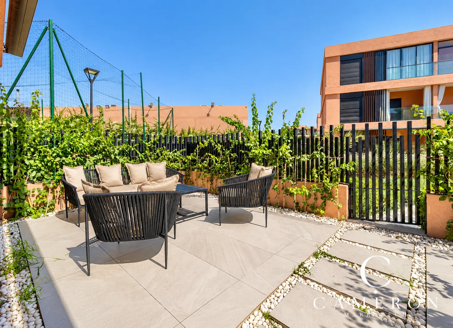 Renovated and furnished apartment with private garden – Golf Noria, Marrakech