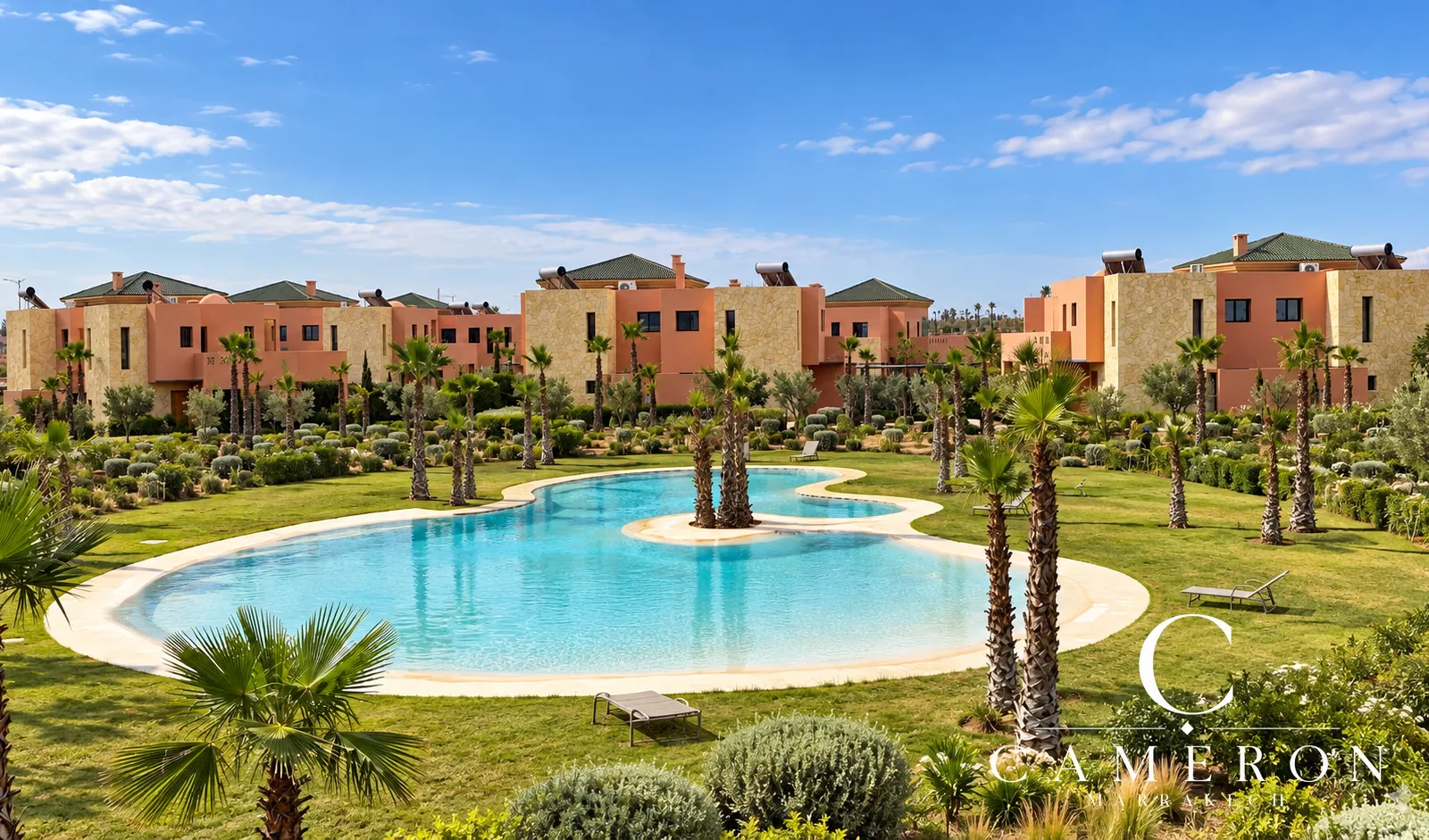Villa neuve 3 façades avec terrasses dans un domaine avec piscine – Palmeraie, Marrakech