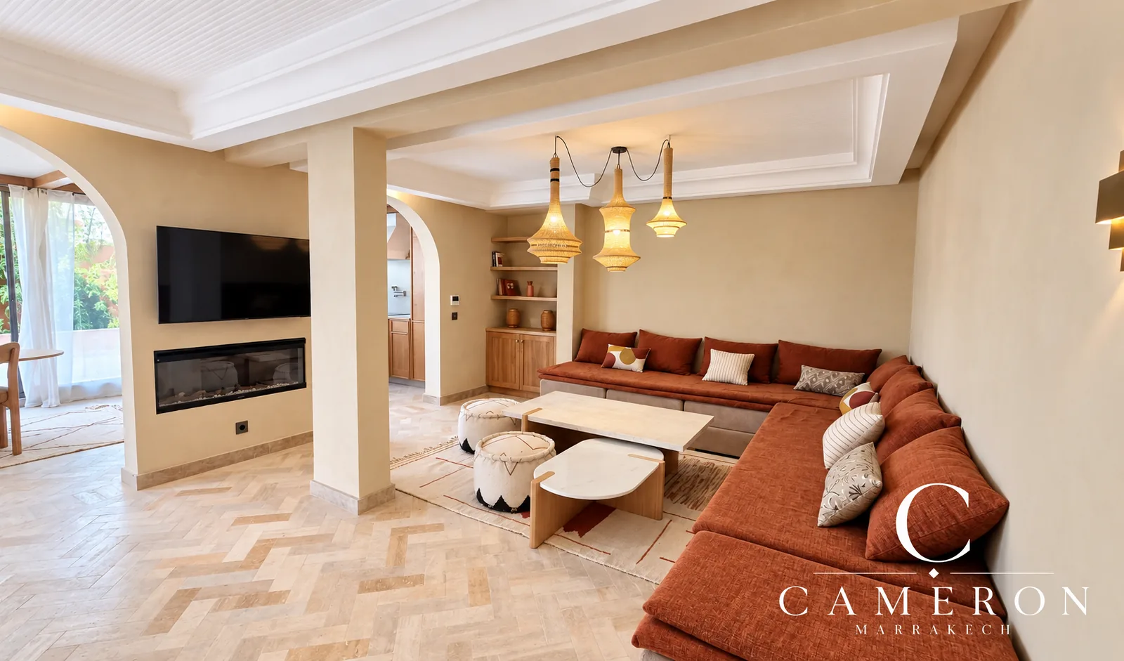 Renovated flat with an 80 m² terrace and pool – Right in the heart of Guéliz