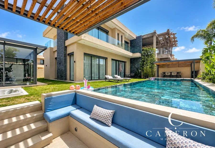 Villa contemporaine meublée avec 4 suites et piscine chauffée – Akenza Golf, Marrakech