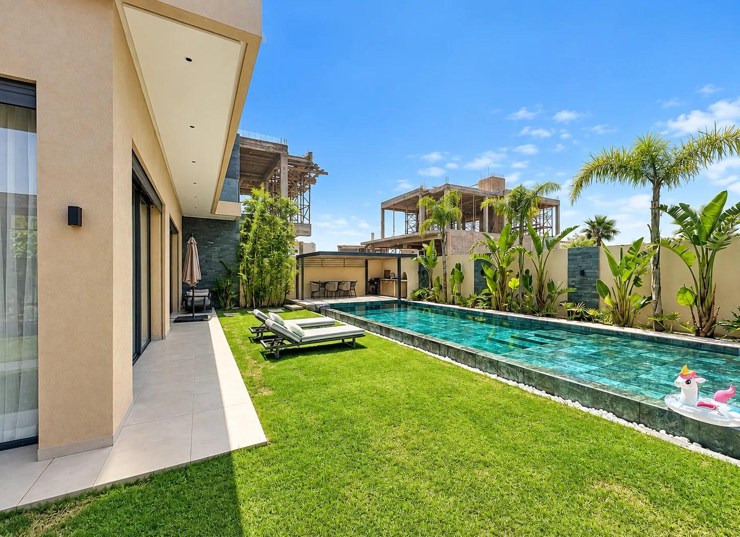 Contemporary furnished villa with 4 suites and a heated swimming pool – Akenza Golf, Marrakech